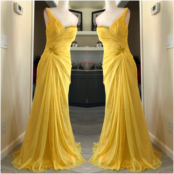 Enzoani Dresses & Skirts - Yellow one shoulder chiffon